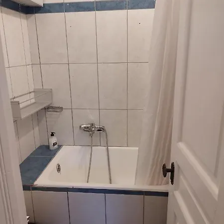 Guest house комната Pilika 4room With Shared Bath Athens