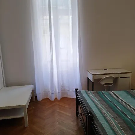 комната Pilika 4room With Shared Bath Guest house