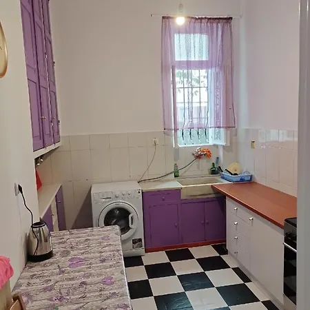 комната Pilika 4room With Shared Bath Guest house Athens
