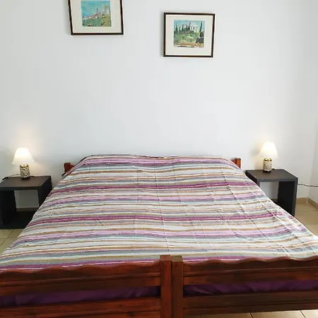 комната Pilika 4room With Shared Bath Guest house Athens